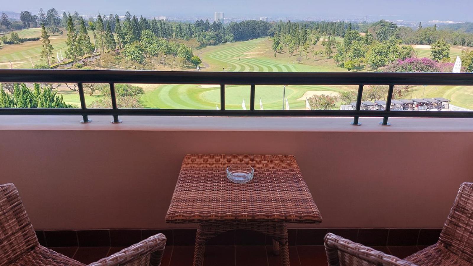 Jatinangor National Golf & Resort Exterior foto
